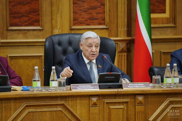 Фәрит Мөхәммәтшин вазифасыннан вакытыннан алда китү турында игълан итте