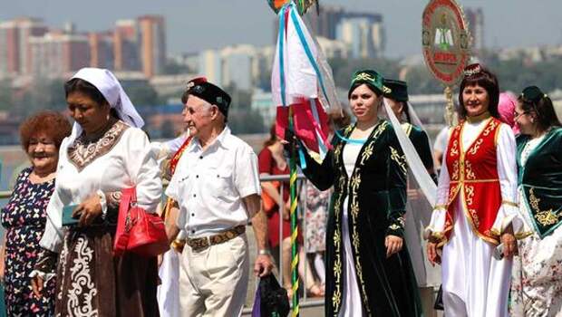 29 июня в Иркутске прошёл татаро-башкирский народный праздник Сабантуй