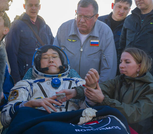 Космонавты экспедиции МС-07 вернулись с Международной космической станции на Землю космонавт, Приземление, Союз, МС-07, видео, длиннопост