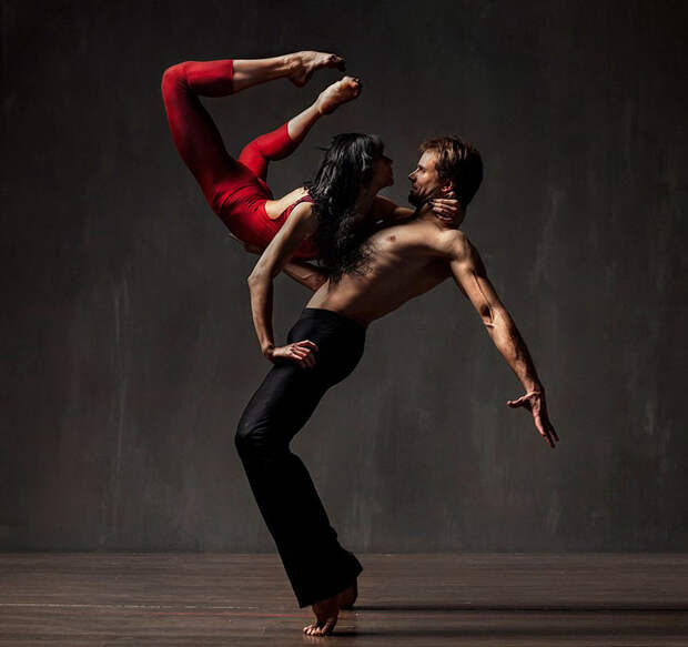 https://static.boredpanda.com/blog/wp-content/uploads/2016/10/dance-photography-vadim-stein-82-5804969141cb0__880.jpg