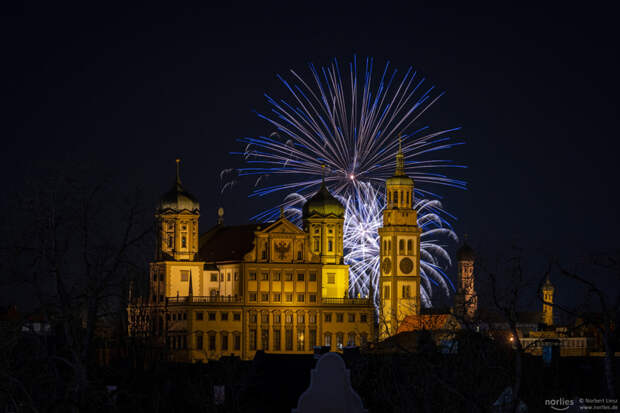 fireworks and town hall by Norbert Liesz on 500px.com