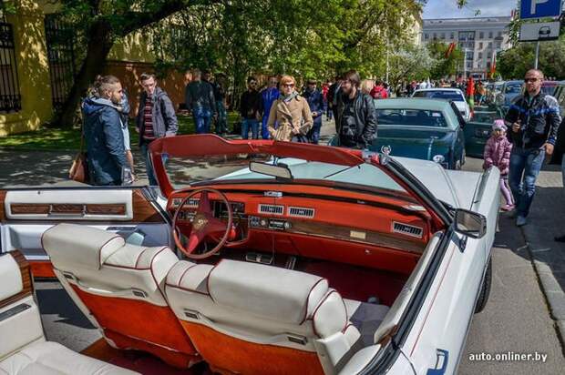 Парад ретро автомобилей в Минске Парад ретро автомобилей в Минске авто, встреча, минск, олдтаймер, ретро автомобили