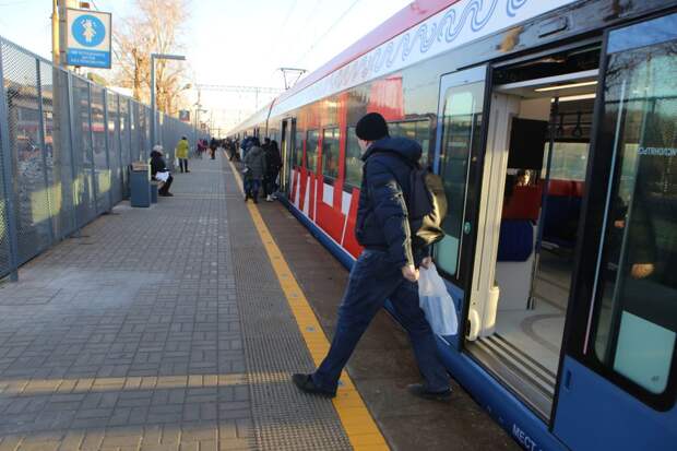 График движения поездов через «Трикотажную» изменится с 28 ноября