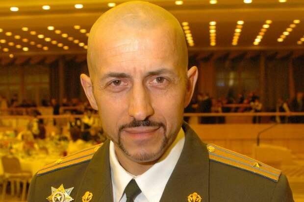 АНАТОЛИЙ ЛЕБЕДЬ! ПРОШЕДШИЙ 5 ВОЙН ..ГЕРОЙ РОССИИ!