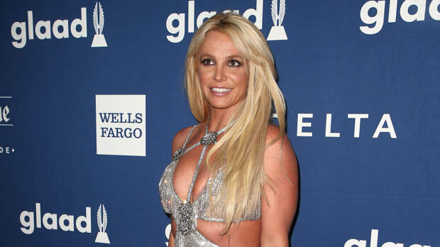 Бритни Спирс продала права на все свои хиты