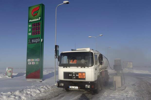 Сколько стоит бензин в разных странах мира
