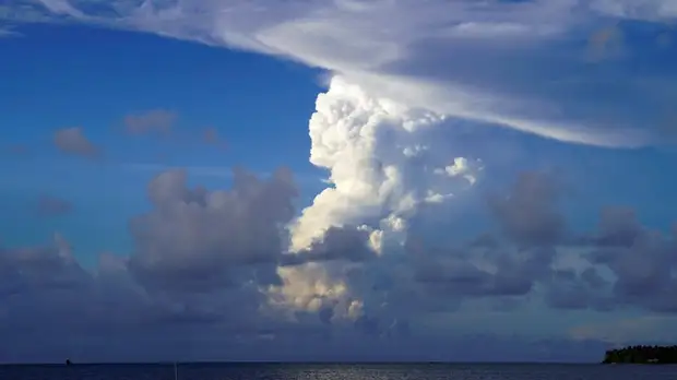 Перу закрывает порты из-за извержения вулкана у островов Тонга