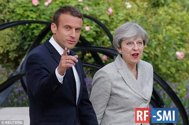 Картинки по запросу фото британского премьера Терезы Мэй и французского президента Эмманюэля Макрона.