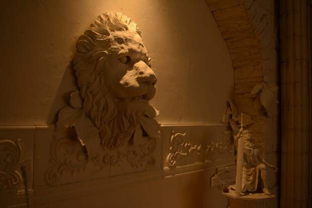 Творческий угол в квартире архитектура, декоративный камень, лев, литье, ремонт, своими руками, скульптура