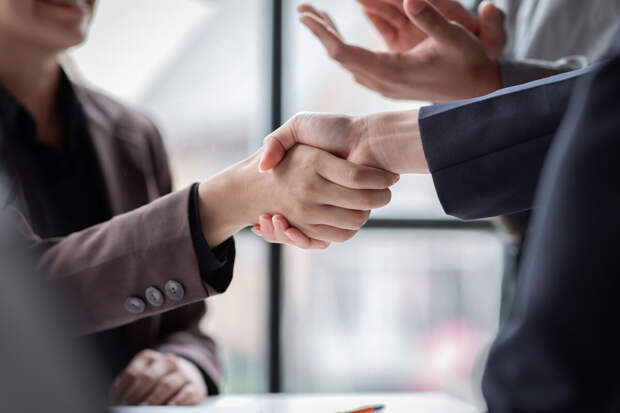 "Альфа-Банк" признан лучшим банком России для старта карьеры второй год подряд