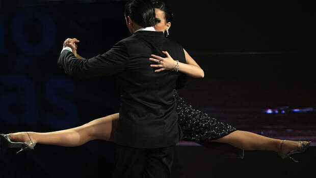 http://foto.infan.ru/img/f/92/w/world-tango-competition12.jpg