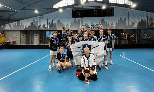 Команда «Севмаша» победила на всероссийском турнире по флорболу в Санкт-Петербурге