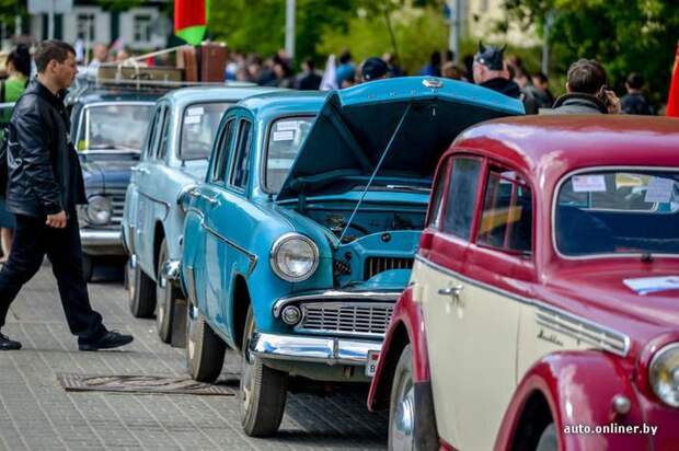 Парад ретро автомобилей в Минске Парад ретро автомобилей в Минске авто, встреча, минск, олдтаймер, ретро автомобили