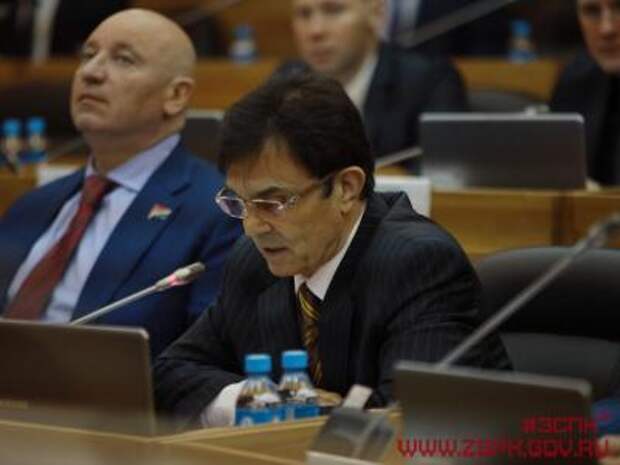 «Социальную» корректировку бюджета Приморья обсудили на заседании ЗС ПК