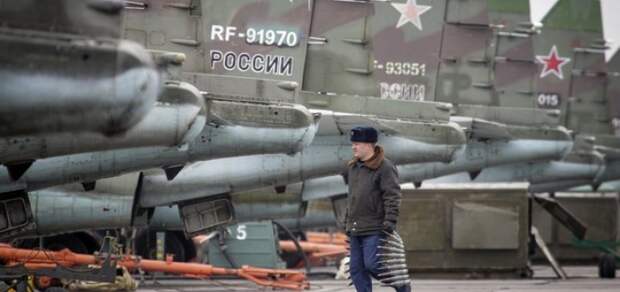 Sukhoi Su-25 jet fighters