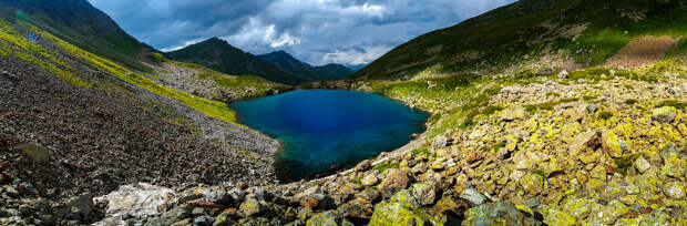 Озеро Семицветное на Кавказе Озеро Семицветное на Кавказе