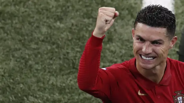 Роналду отреагировал на достижение отметки 300 млн подписчиков в Instagram