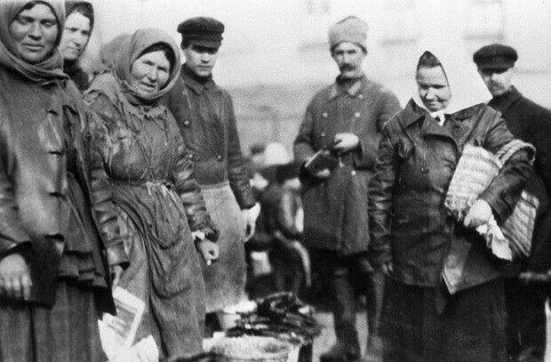 Причины перехода к НЭПу в Советской России Причины перехода к НЭПу в Советской России