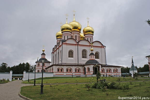 Валдайский Иверский Богородицкий Святоозерский мужской монастырь