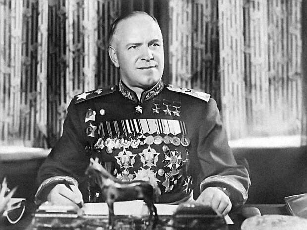 1 мая 1945 года, Берлин, Германия. Маршал Советского Союза Георгий Жуков