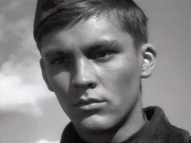 Владимир Ивашов в фильме *Баллада о солдате*, 1959 | Фото: kino-teatr.ru Владимир Ивашов в фильме *Баллада о солдате*, 1959 | Фото: kino-teatr.ru