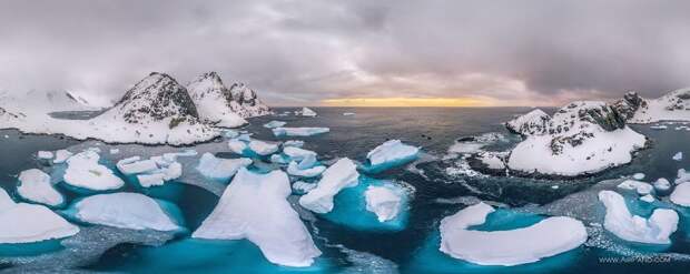 Остров Астролябия Антарктика, фотография