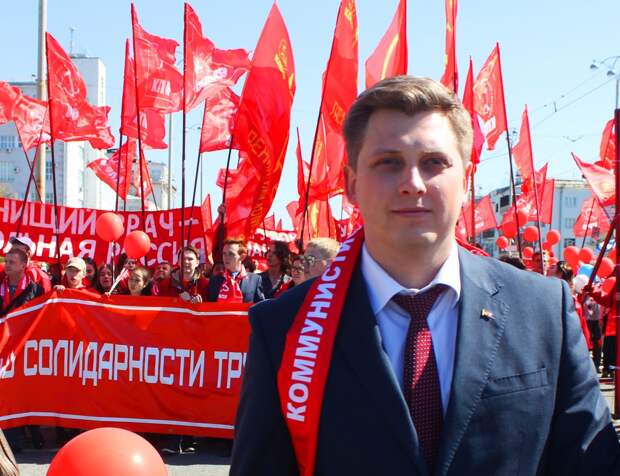 "Красная рокировка": Мельников против Афонина?