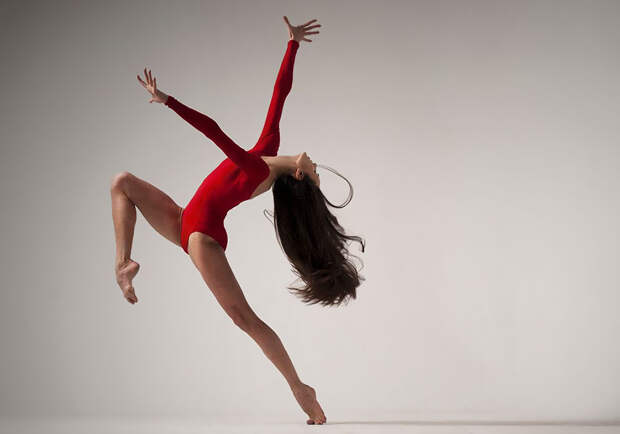 https://static.boredpanda.com/blog/wp-content/uploads/2016/10/dance-photography-vadim-stein-71-5804967834e24__880.jpg