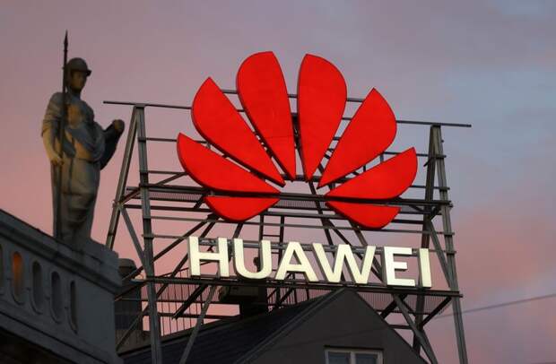 Выручка Huawei в 1 пол упала на рекордные 29% из-за потребительского бизнеса