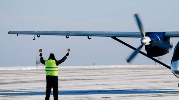 Авиарейс из Барнаула в Санкт‑Петербург задержан уже почти на 18 часов