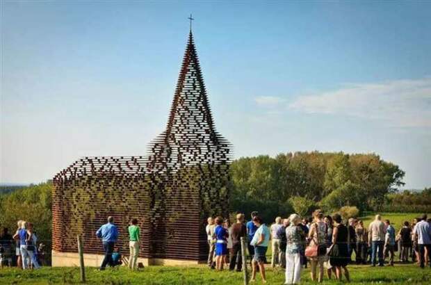 необычная церковь в Бельгии 