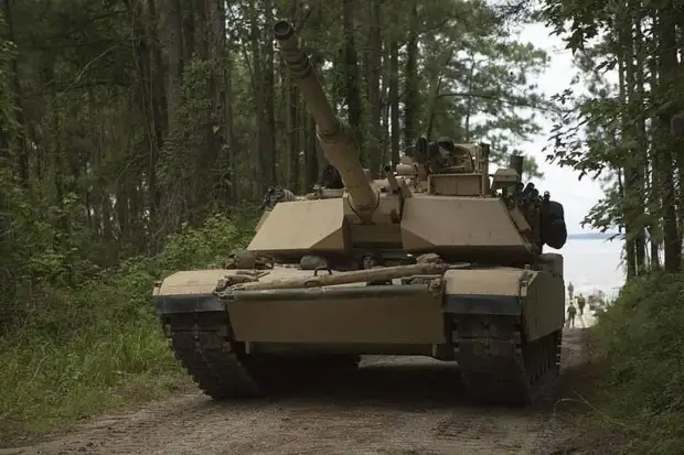 Десятки американских танков переброшены ближе к Беларуси