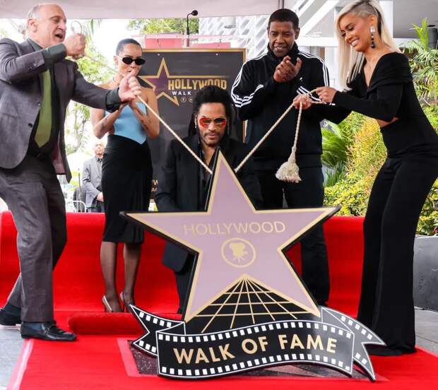 Ленни Кравиц получил звезду на Аллее славы в Голливуде