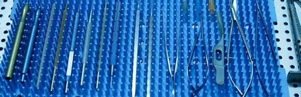 В Алматы врачи удалили крупную цистаденому надпочечника у пожилого пациента