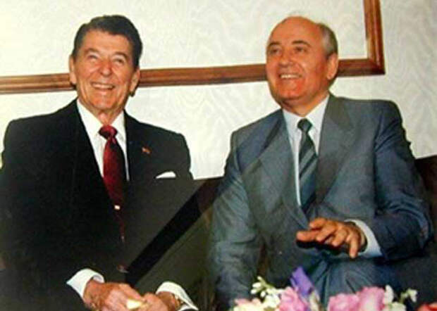 Рейган, Горбачев|Фото: narod-president.ru