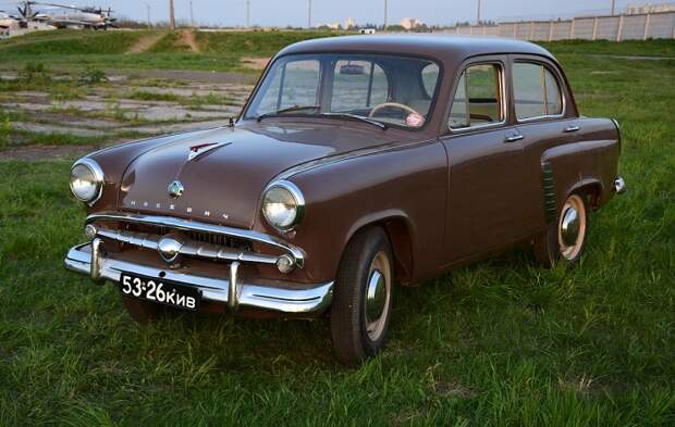 «Москвич» был сделан на базе немецкого «Опеля»/ Фото: drive2.ru