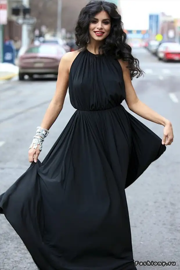 Черное платье для брюнеток