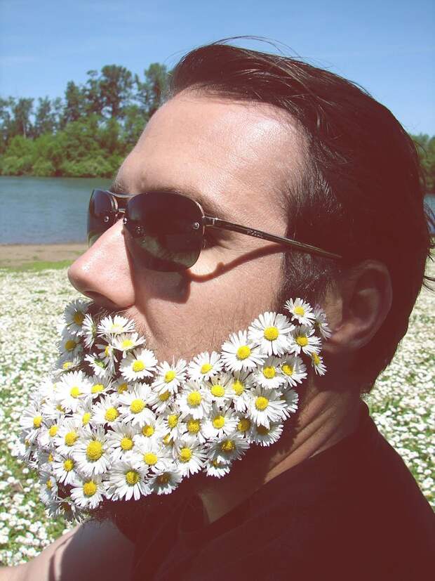 модный тренд цветы в бороде