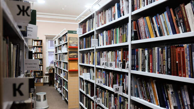 В России начнут маркировать книги Ремарка и Стейнбека