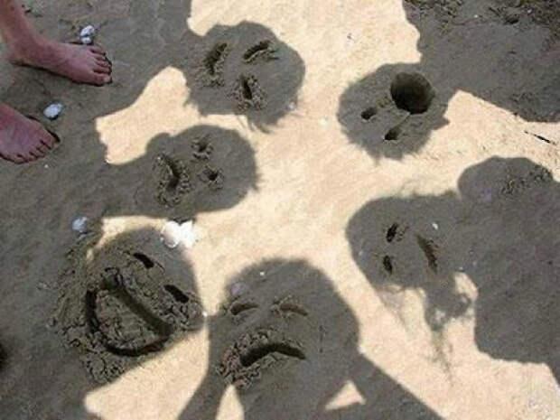 Лето, солнце, жара: 17 курьезных фотографий о долгожданном пляжном отдыхе