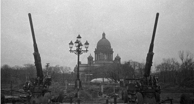Операция «Январский гром»: 27 января 1944 года - День освобождения Ленинграда от блокады Операция «Январский гром»: 27 января 1944 года - День освобождения Ленинграда от блокады