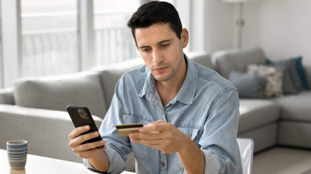 Банки РФ в рамках борьбы с мошенничеством заблокировали 2-3 млн карт и счетов физлиц с начала года – "Ъ"