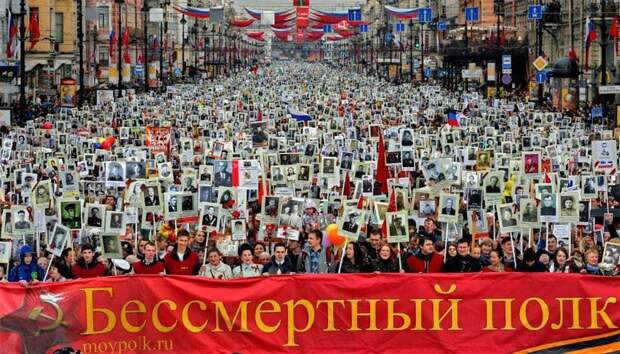 Как шевелился ультралиберальный клубок в год 70-летия Победы