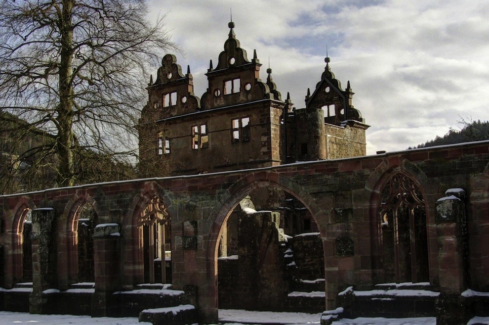 Самые красивые заброшенные места в мире The 33 Most Beautiful Abandoned Places In The World 10 Самые красивые заброшенные места в мире