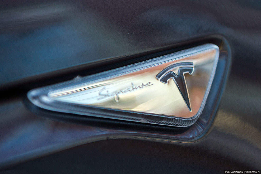 Tesla Model X: обзор удивительной машины