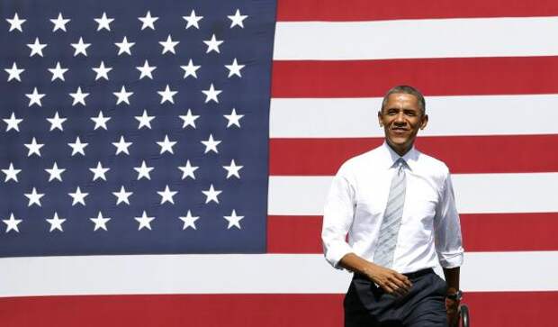 U.S. President Barack Obama arrives to announce the designation of 346,000 acres of the San Gabriel Mountains as a national monument in San Dimas, California October 10, 2014.  REUTERS/Kevin Lamarque