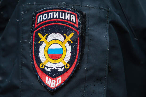 В Новоалтайске мужчина ошибся квартирой и избил ее хозяина