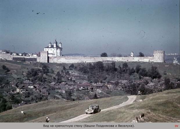 Повседневная жизнь оккупированного Смоленска в цвете (24 фото)