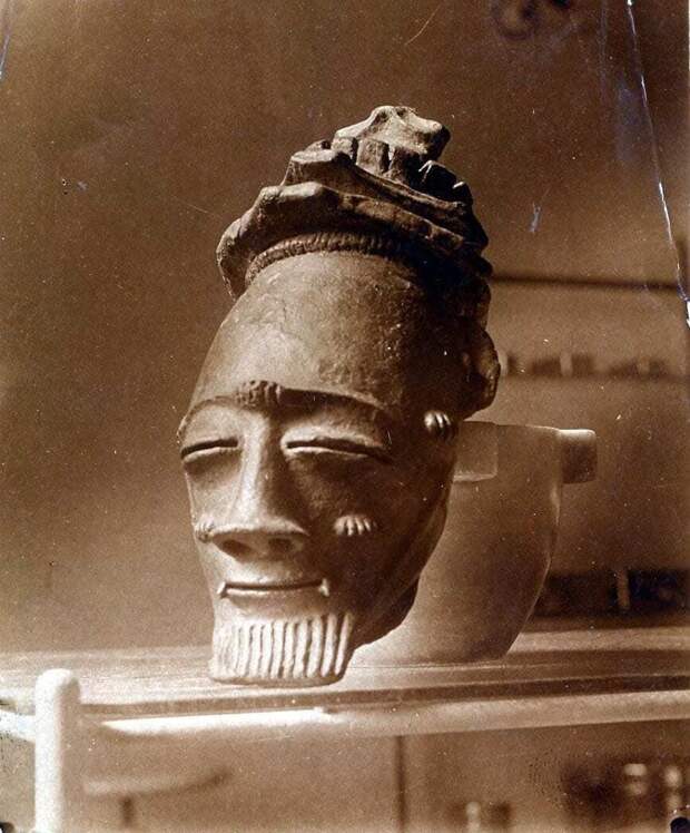Фотография статуэтки Нока, Британский музей.