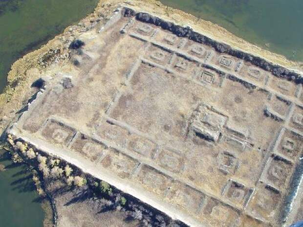 Загадочный остров в Сибири (22 фото) Загадочный остров в Сибири (22 фото)